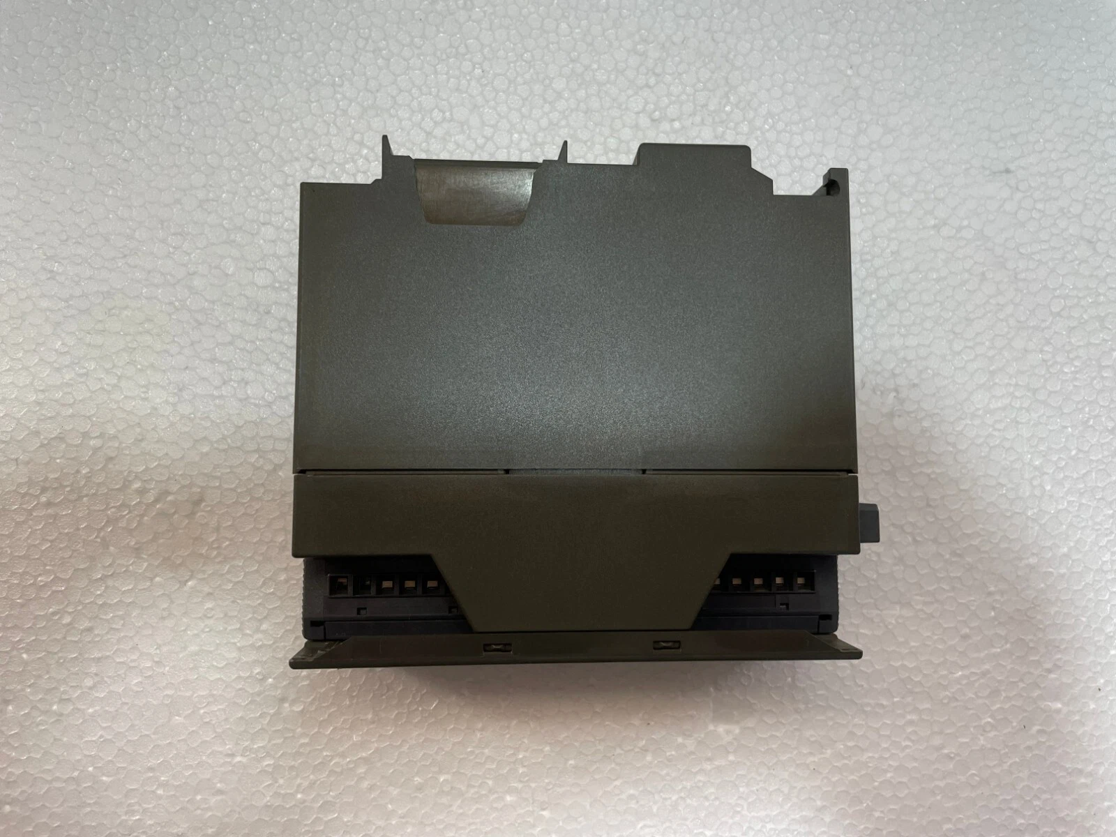 admin/uploads/uploads/siemens simatic s7-300 6es7 output modu_3.webp
